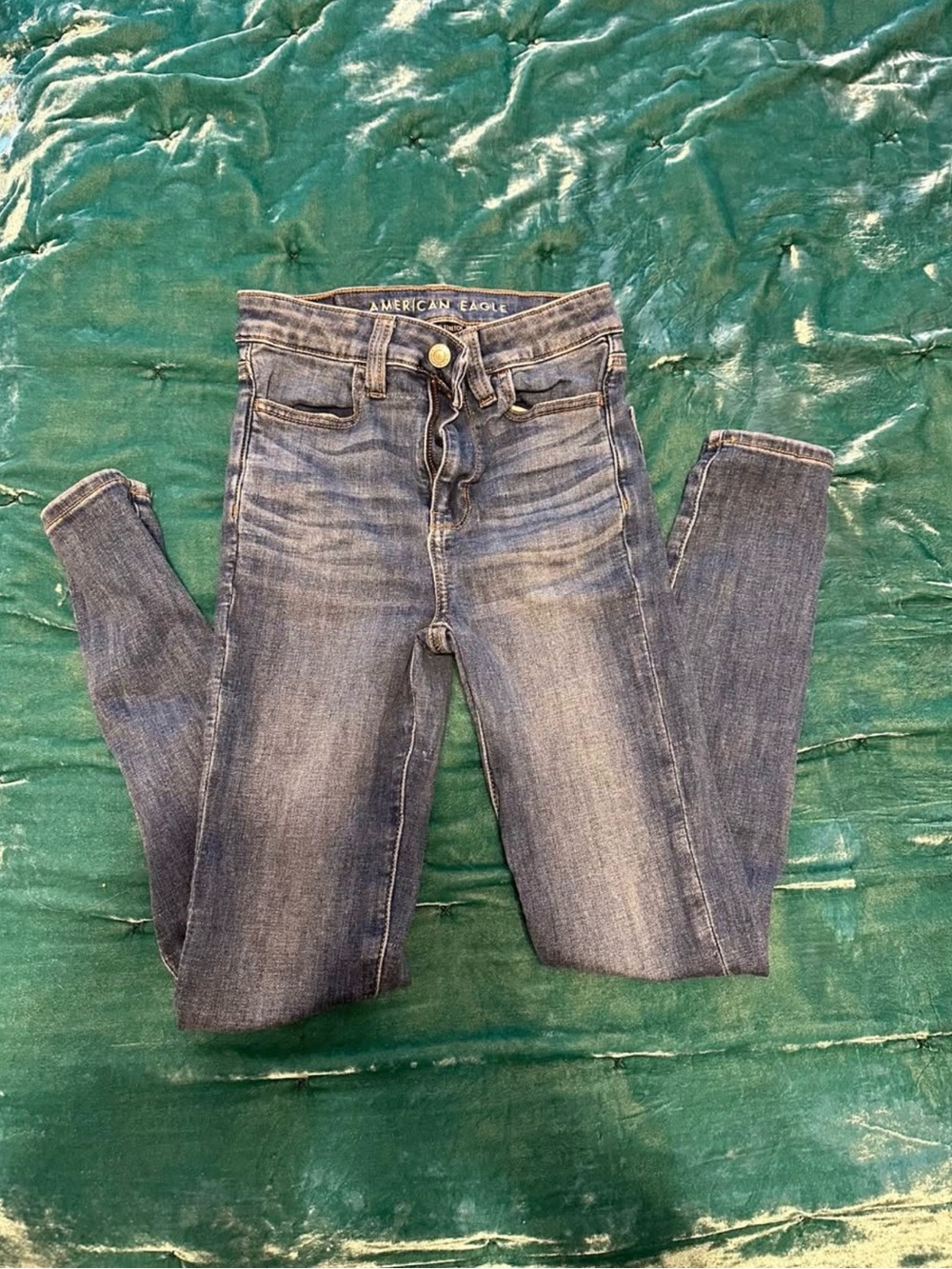 American Eagle Outfitters Women's Skinny Jeans in Faded Dark Blue